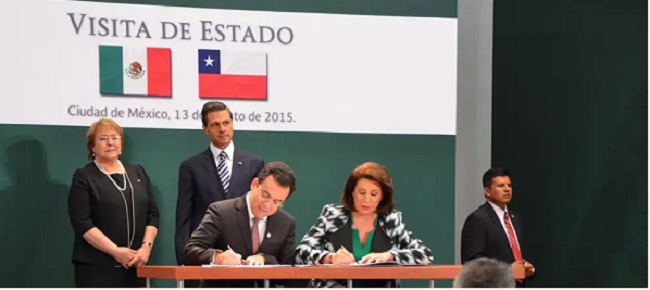 Ministro Céspedes firma importante acuerdo de cooperación turística con México
