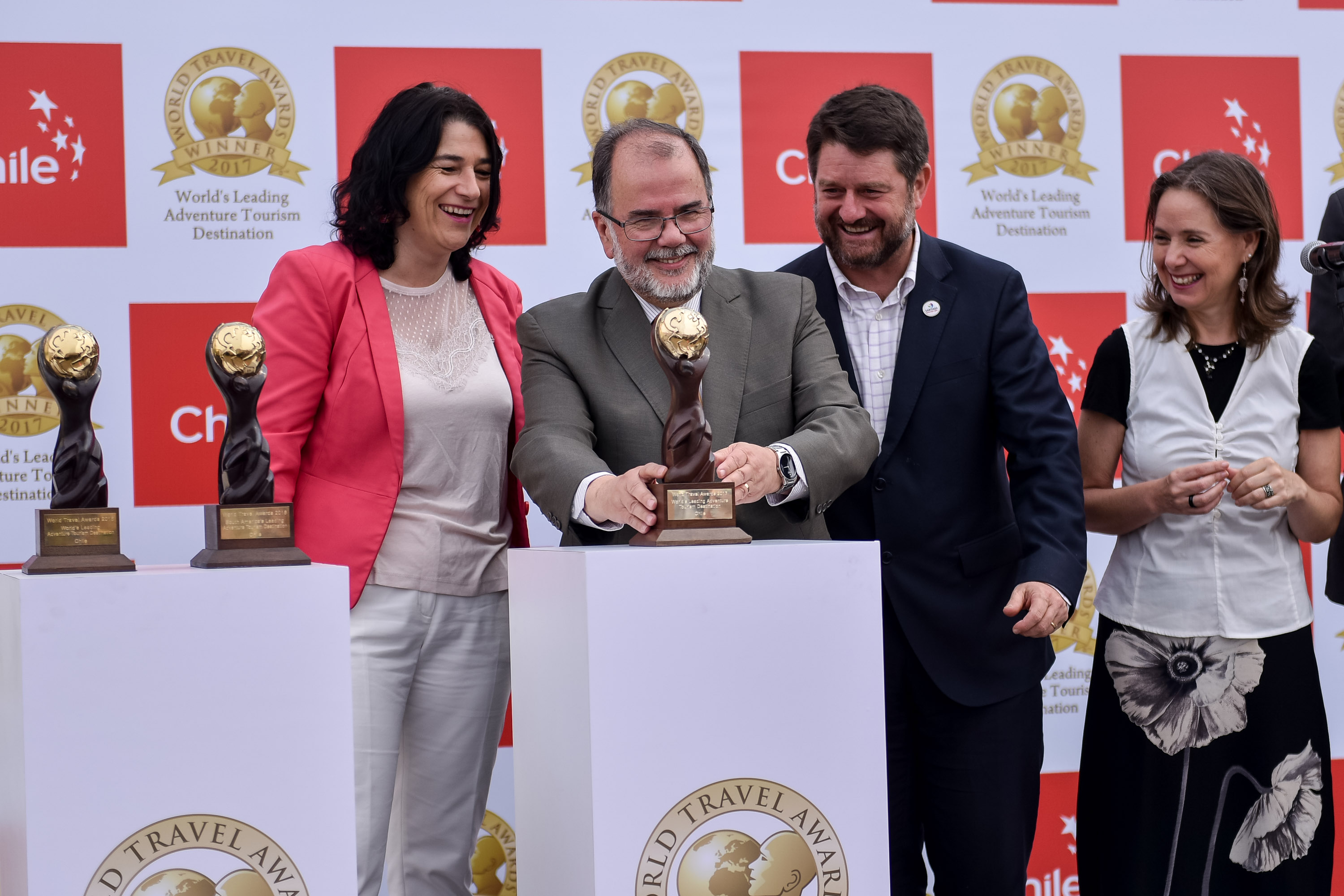 Chile gana premio “Mejor Destino de Turismo Aventura del Mundo” en los World Travel Awards