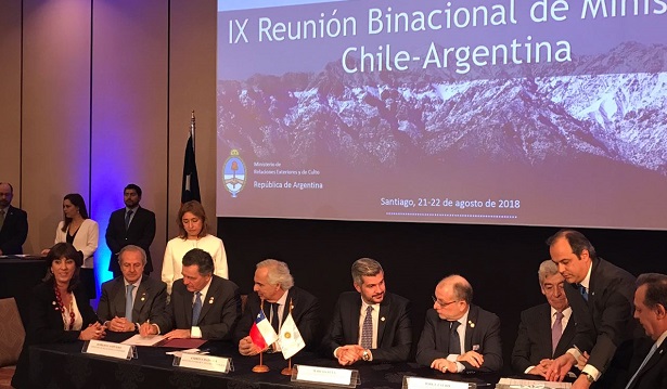 Chile y Argentina firman acuerdo de reconocimiento recíproco de visas para turistas de la República Popular China