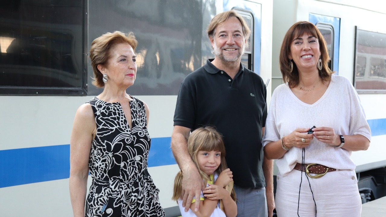Con nuevos destinos EFE inicia temporada de trenes turísticos del verano 2020