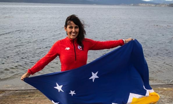 Bárbara Hernández se convirtió en la primera mujer en cruzar nadando el Canal Beagle