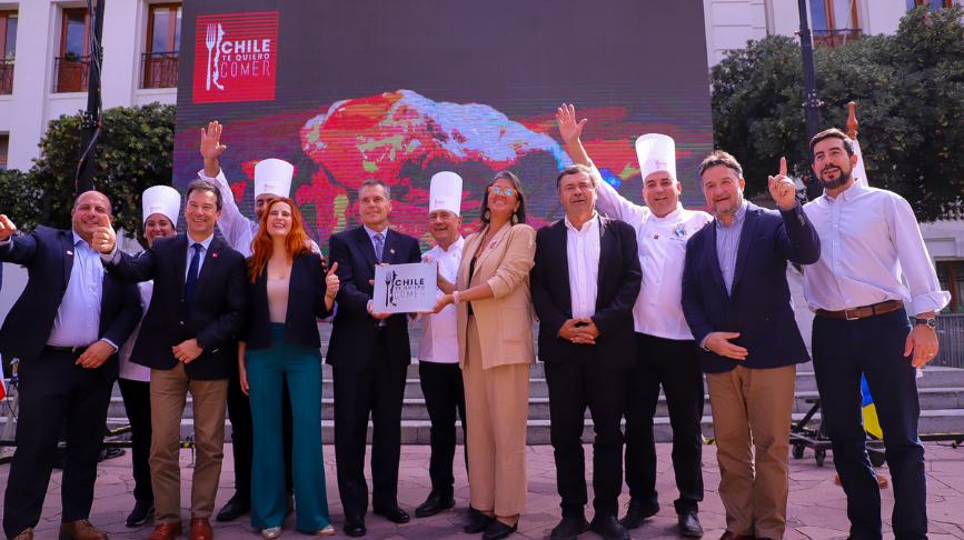 Industria gastronómica lanzó el Mes de la Cocina Chilena con gran degustación de platos típicos